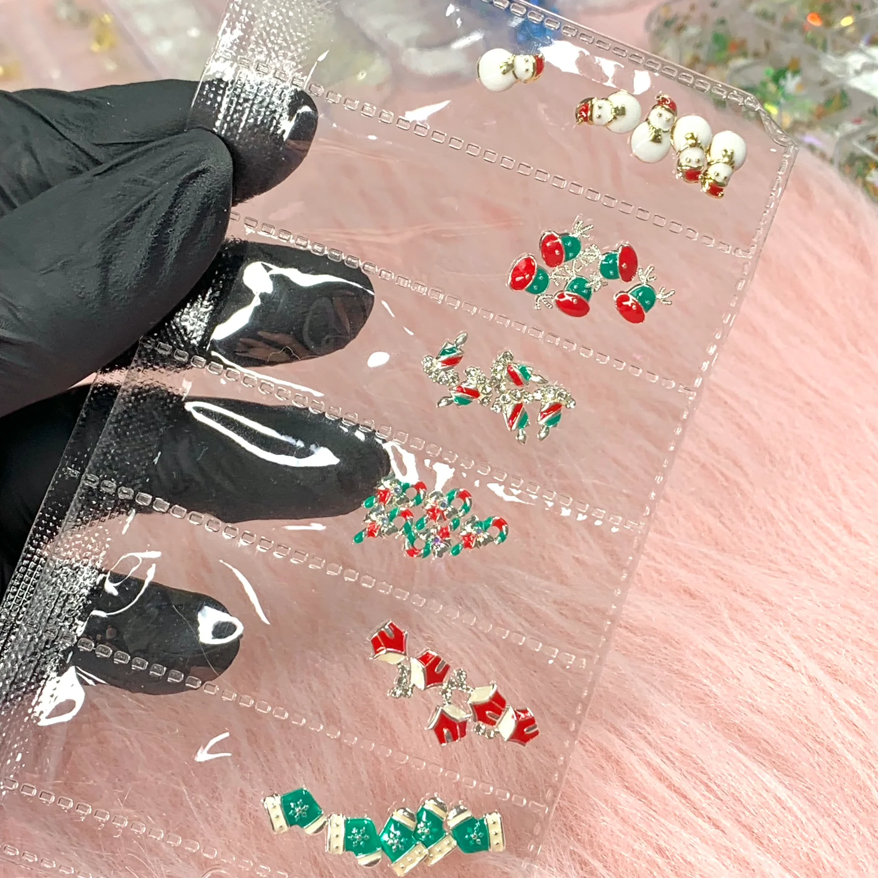 30 pcs Charm for Christmas nails (Socks, Candy, Snowman) - Image 4