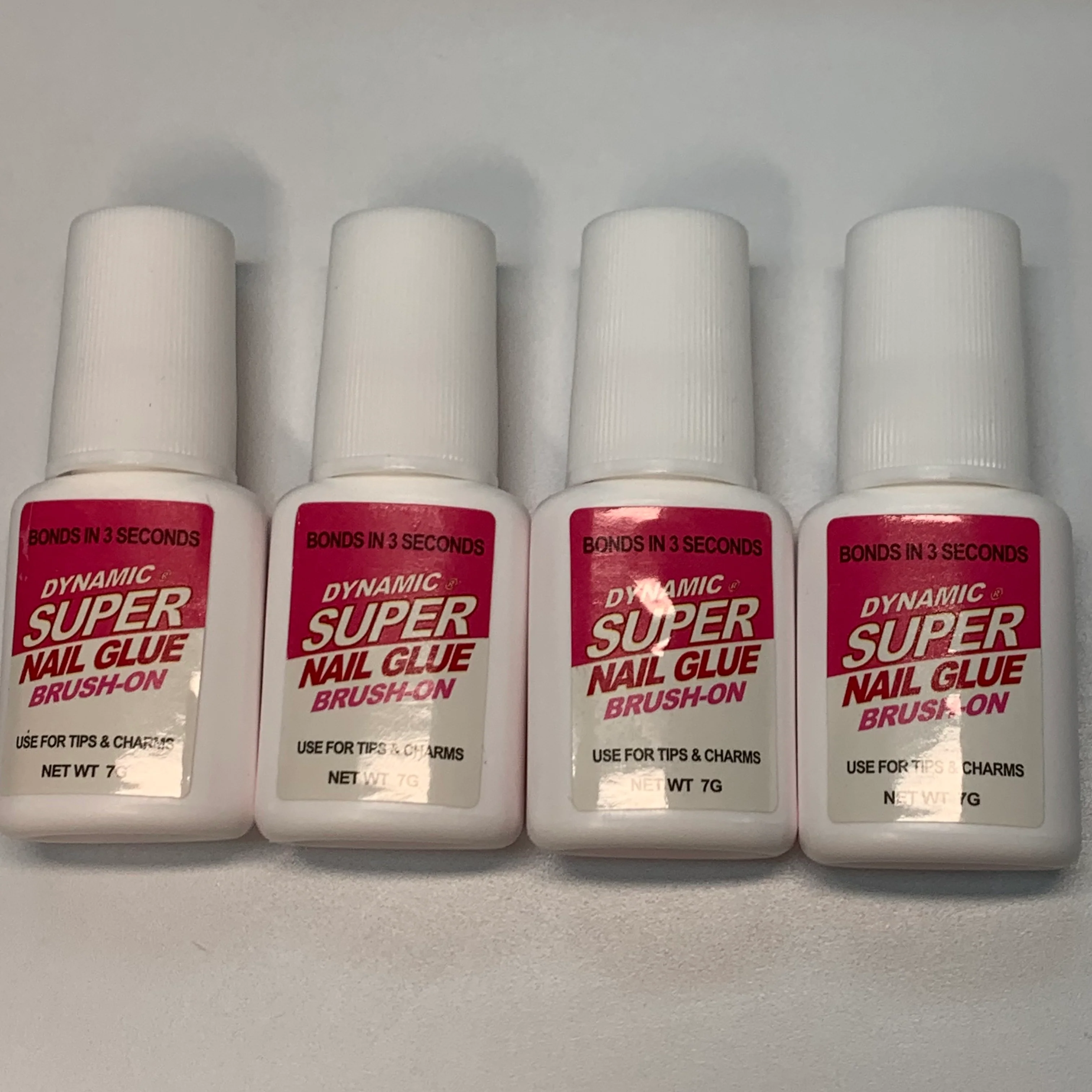 Dynamic Super Nail Glue with Brush-on for tips and charms - Image 4