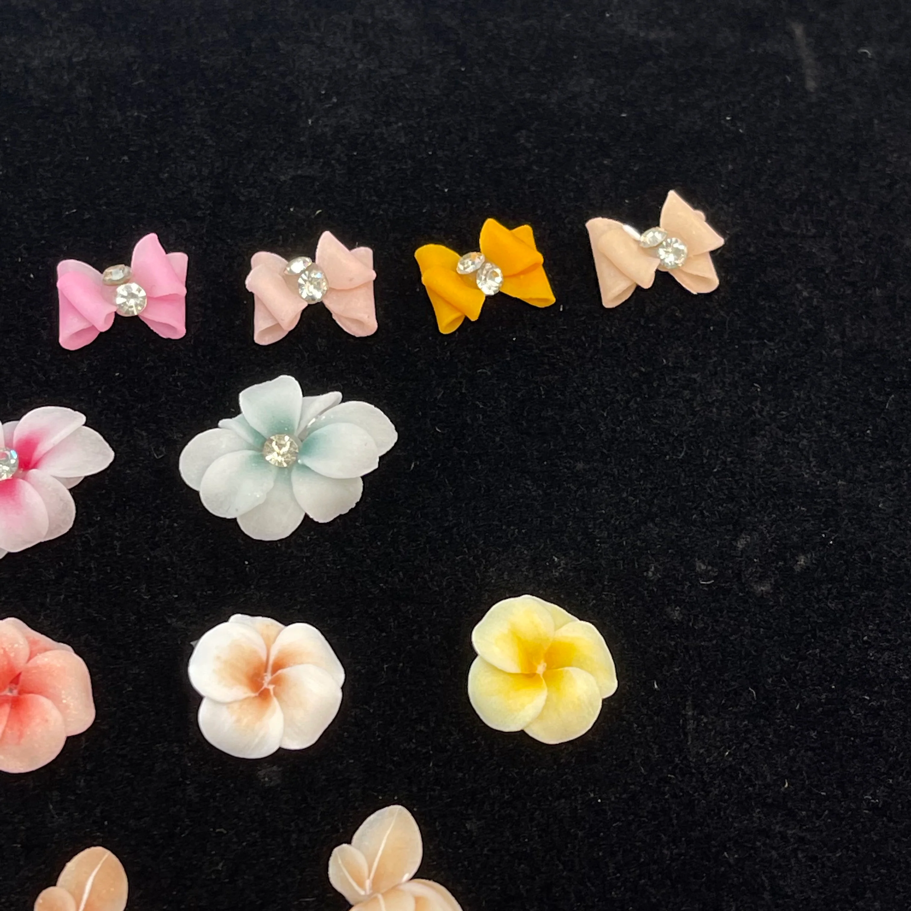 Handmade 3D Flowers - Image 10