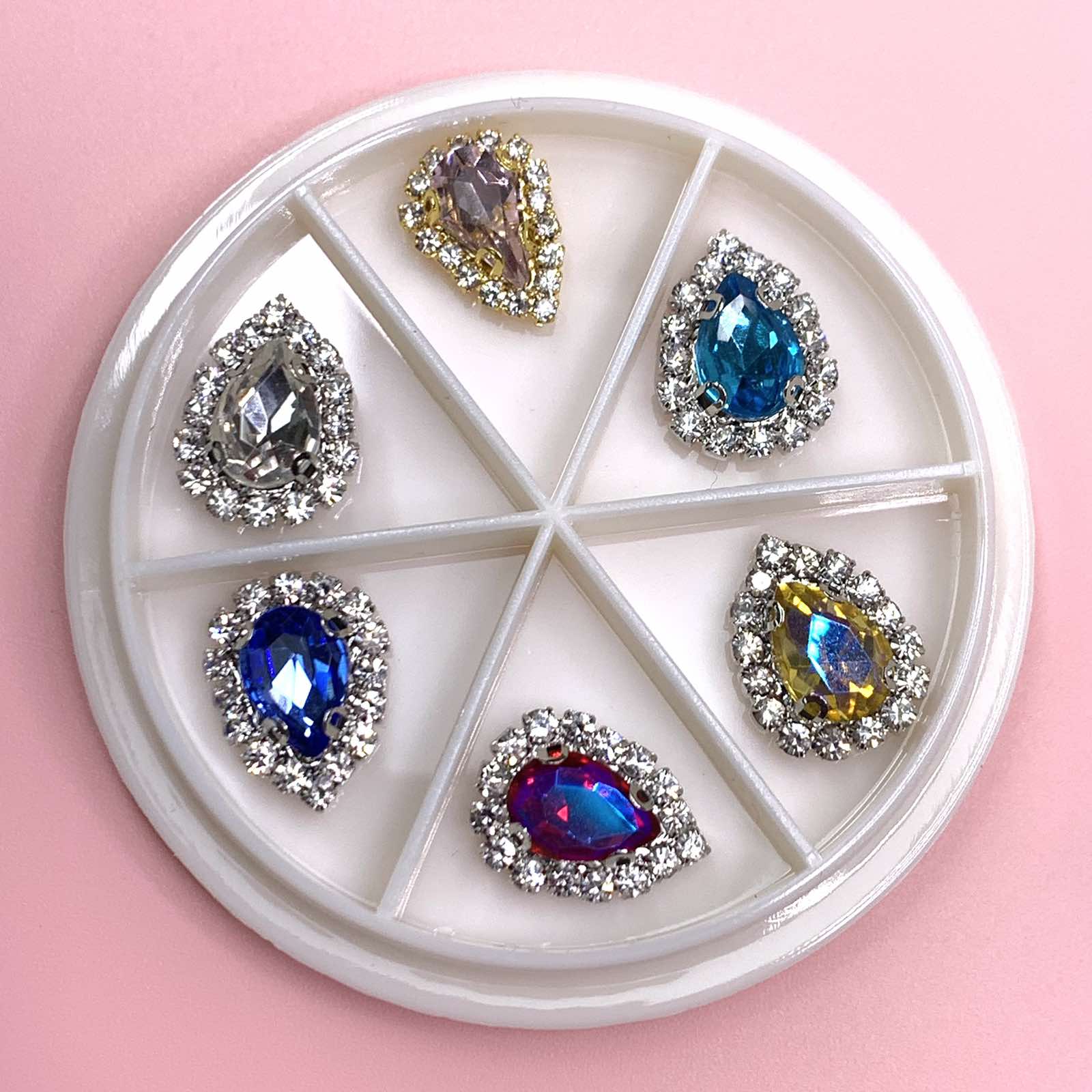 Heart shaped Rhinestones Nail Charms set
