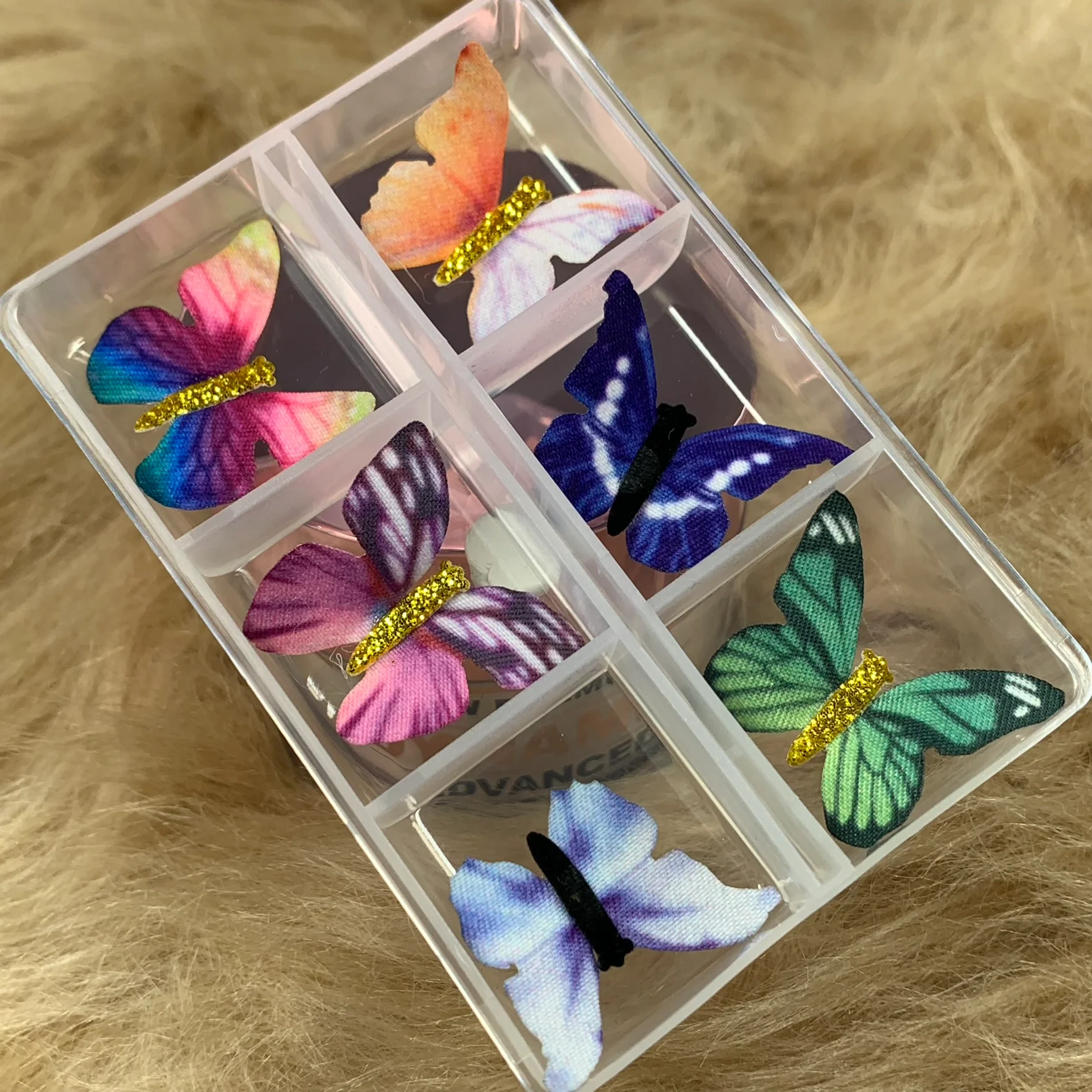 Multi-color plastic/fabric 3D butterfly charms for nails art design - Image 4