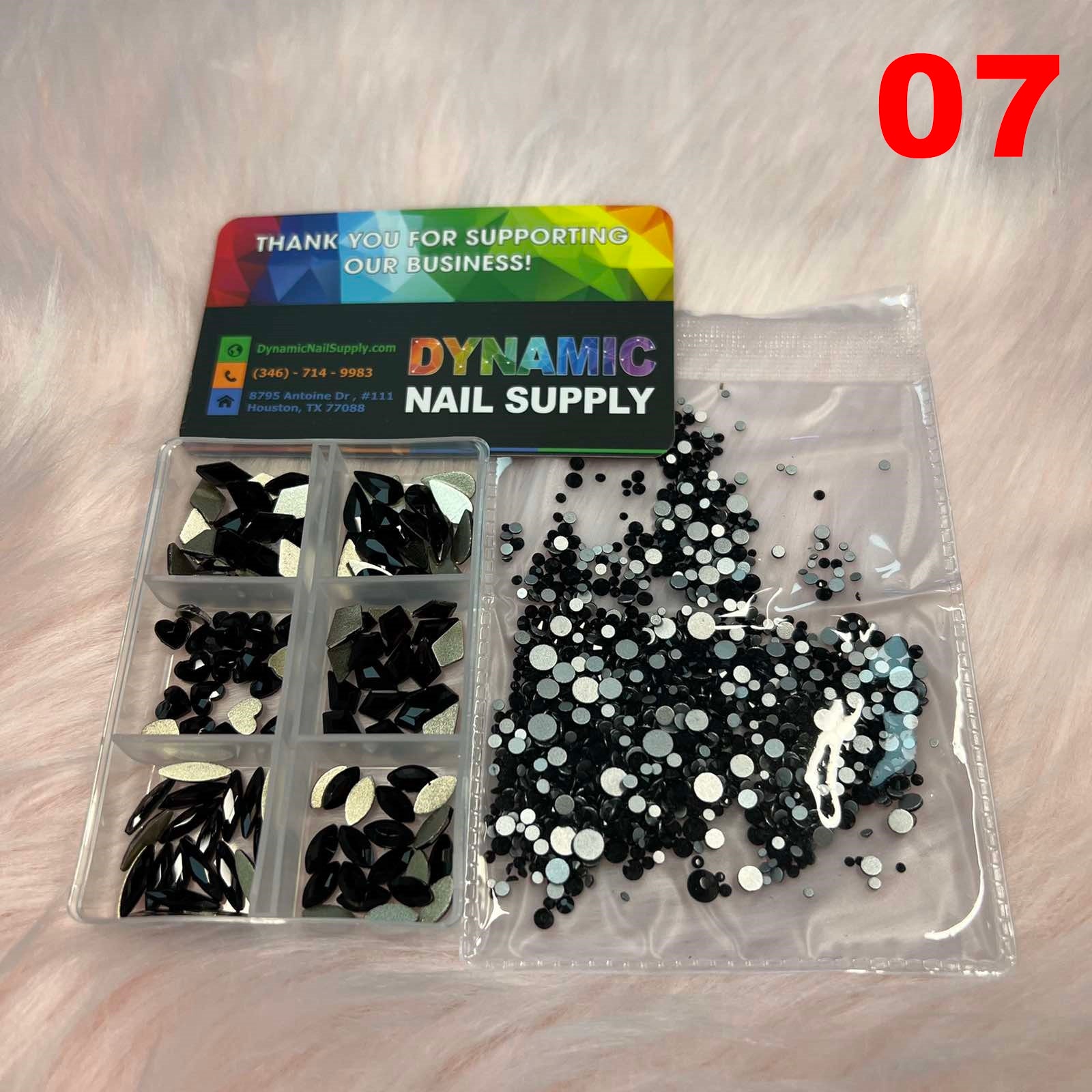Rhinestone set includes 6 big shapes and mixed-sizes round shapes - Image 8